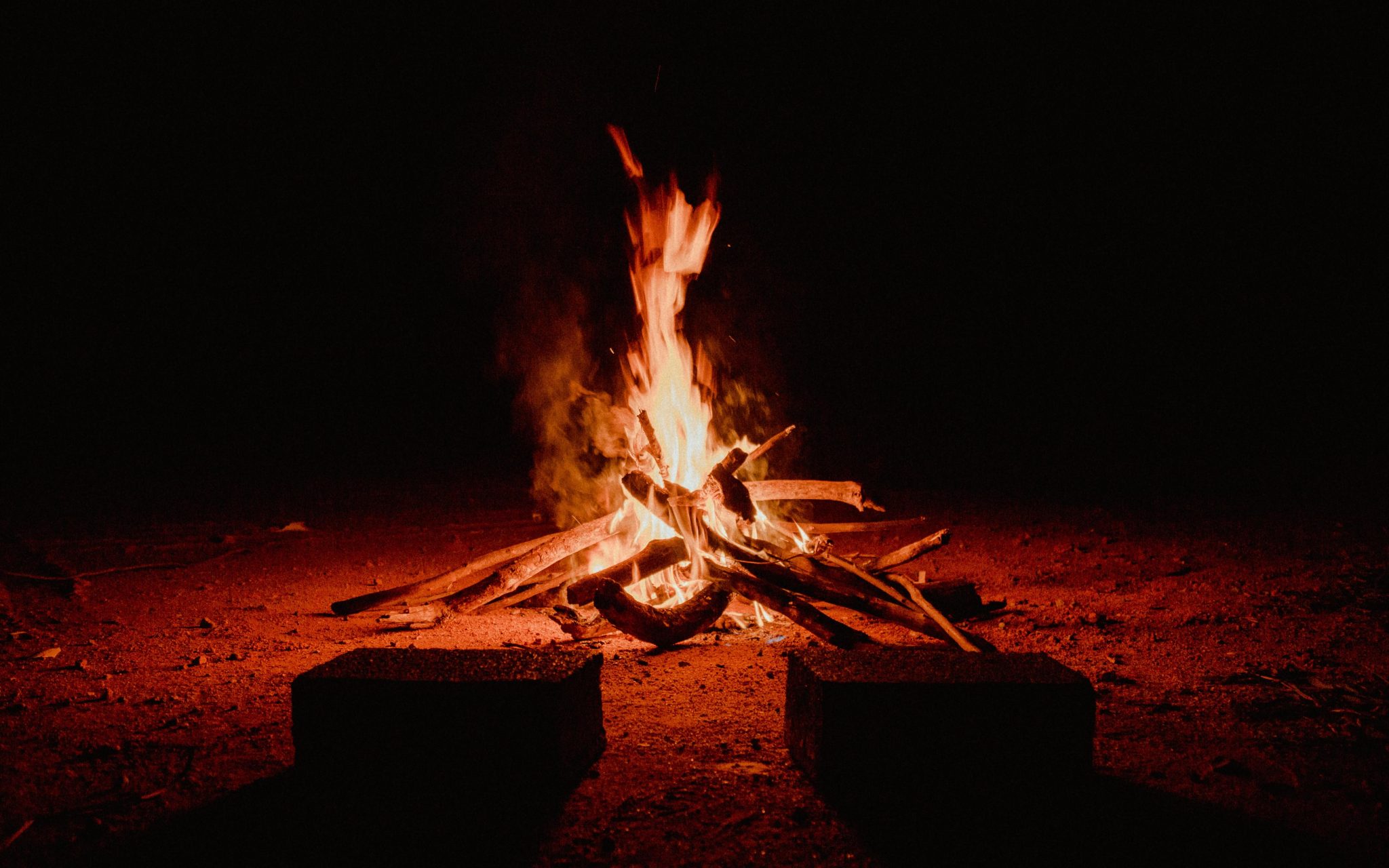 The Ultimate Guide to Building a Campfire That Will Never Stay Lit ...